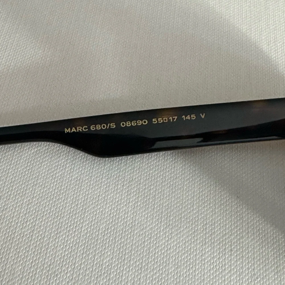 Marc Jacobs Brown Tortoise Sunglasses - Picture 5 of 6